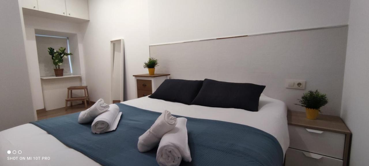 Апартаменти Apartamento En Pleno Casco Historico De Віго Екстер'єр фото